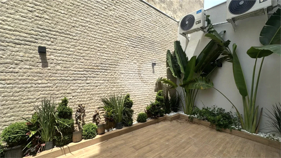 Foto REO1135017