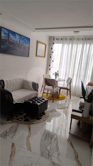 Foto REO1135036