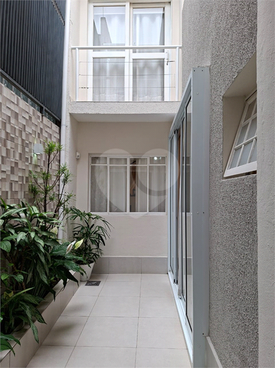 Foto REO1135047