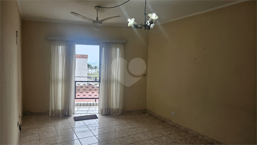 Foto REO1135057