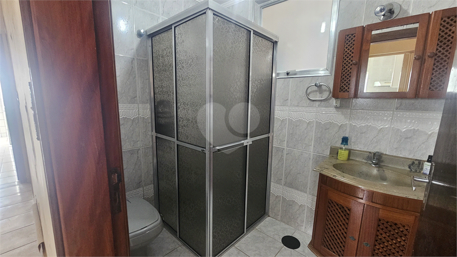 Foto REO1135057