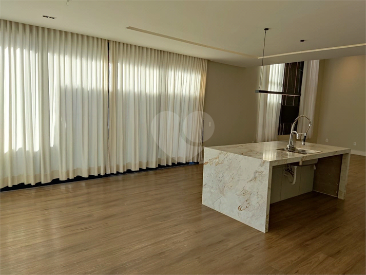Foto REO1135058