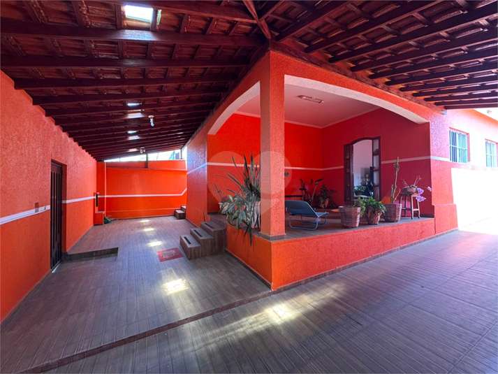 Foto REO1135060