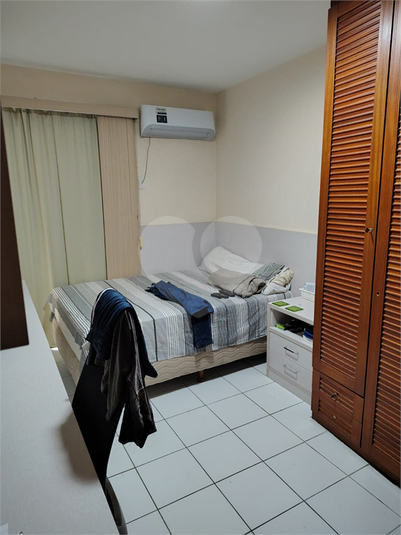 Foto REO1135061