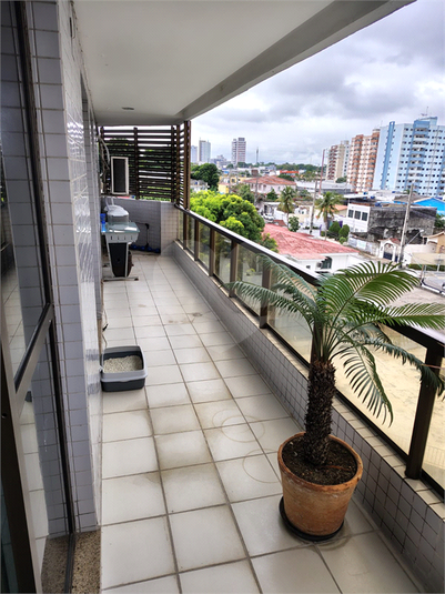 Foto REO1135061