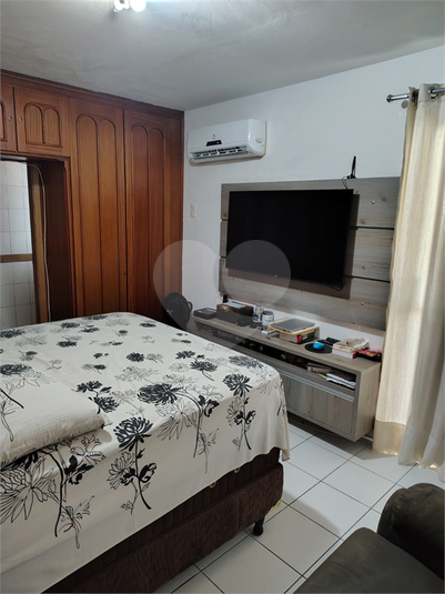 Foto REO1135061