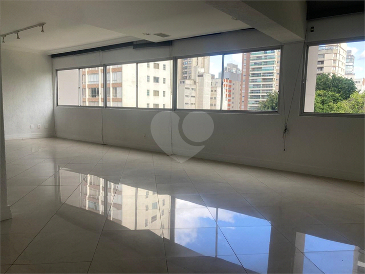 Foto REO1135089