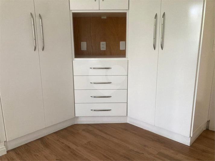 Foto REO1135089
