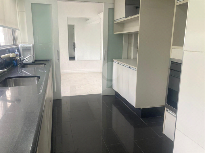 Foto REO1135089