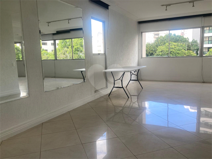 Foto REO1135089