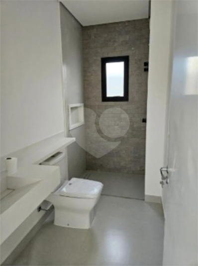 Foto REO1135102