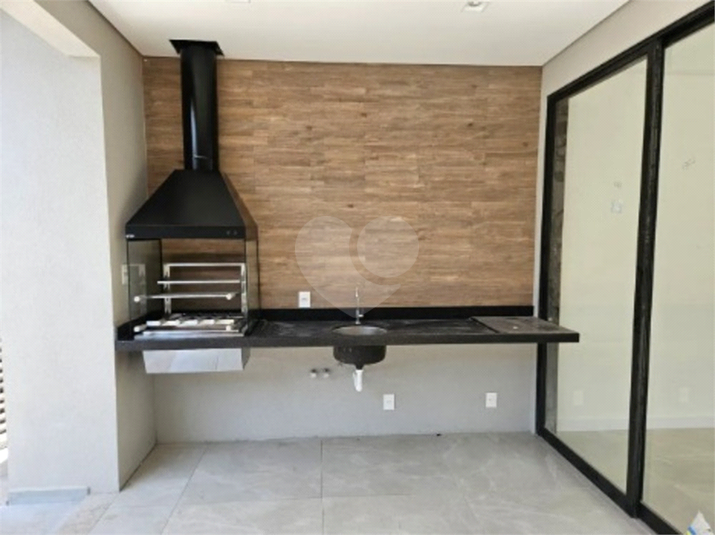 Foto REO1135102