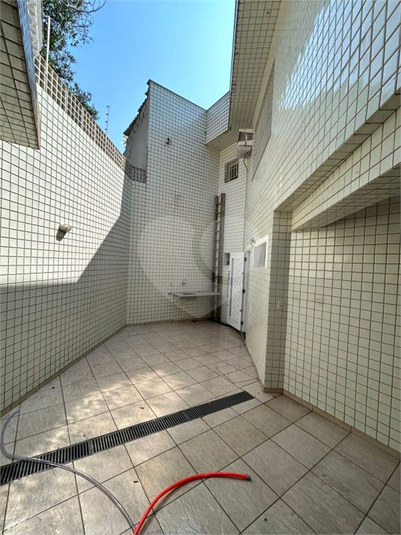 Foto REO1135110