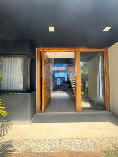 Foto REO1135115