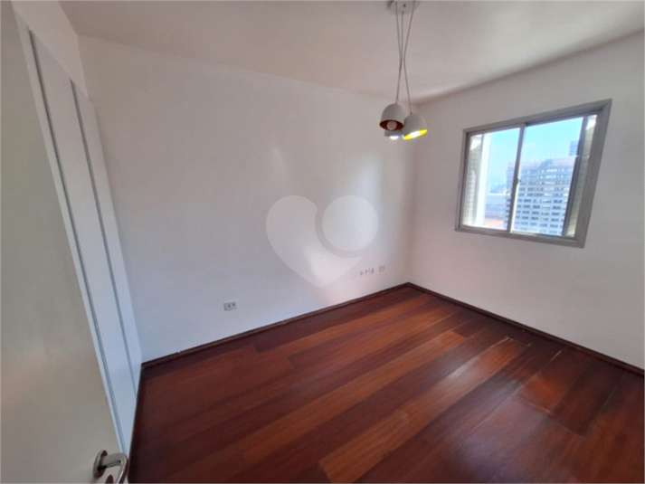 Foto REO1135117