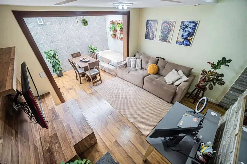 Foto REO1135142