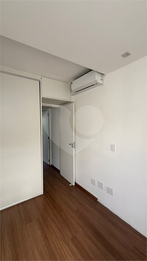 Foto REO1135150