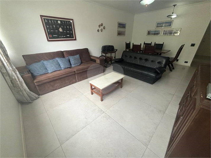 Foto REO1135172