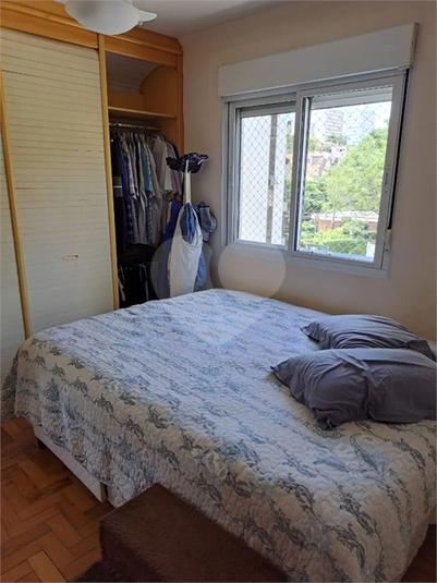 Foto REO1135191
