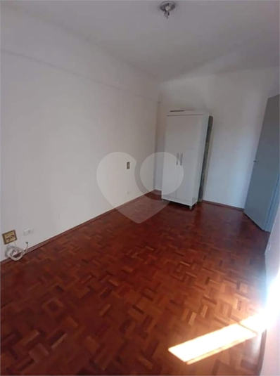 Foto REO1135215