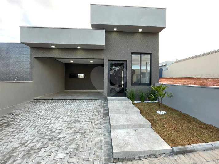 Foto REO1135229