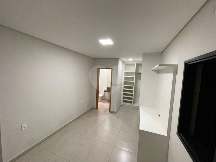 Foto REO1135229