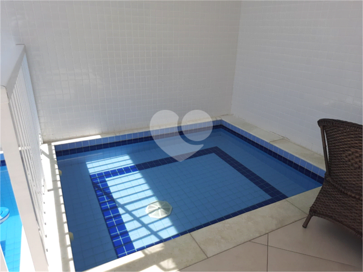 Foto REO1135242
