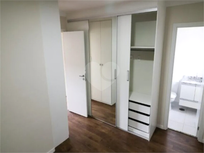 Foto REO1135256
