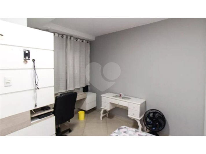 Foto REO1135272