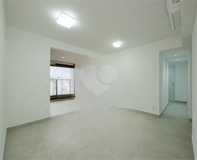 Foto REO1135297