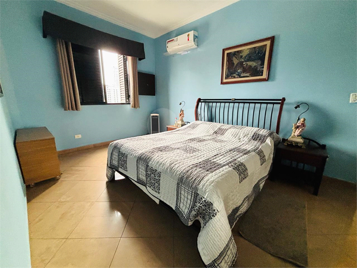 Foto REO1135309