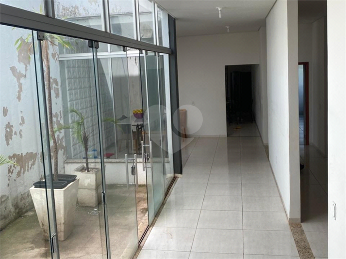 Foto REO1135313