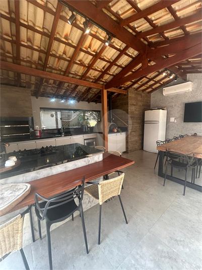 Foto REO1135330