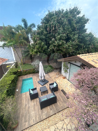 Foto REO1135330
