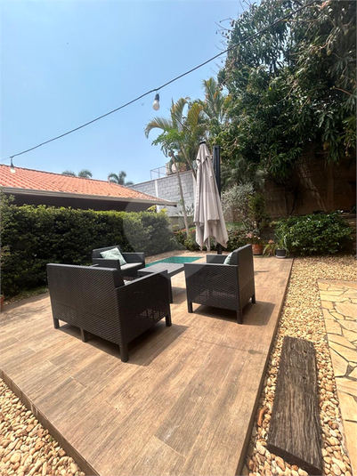 Foto REO1135330