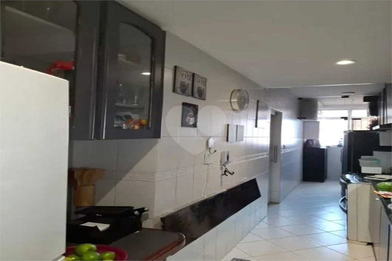 Foto REO1135331
