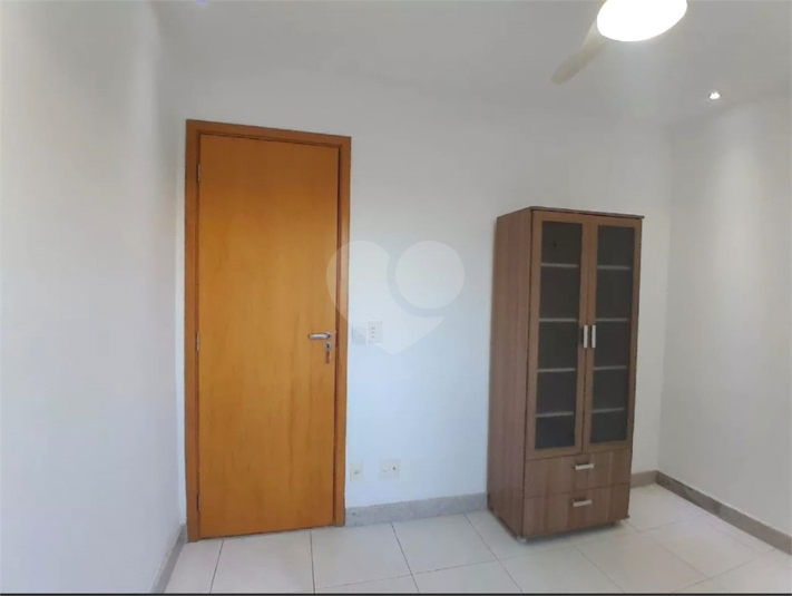 Foto REO1135334