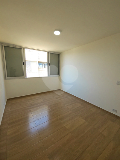 Foto REO1135338