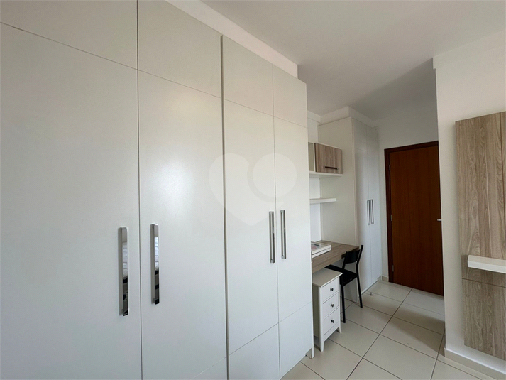 Foto REO1135343