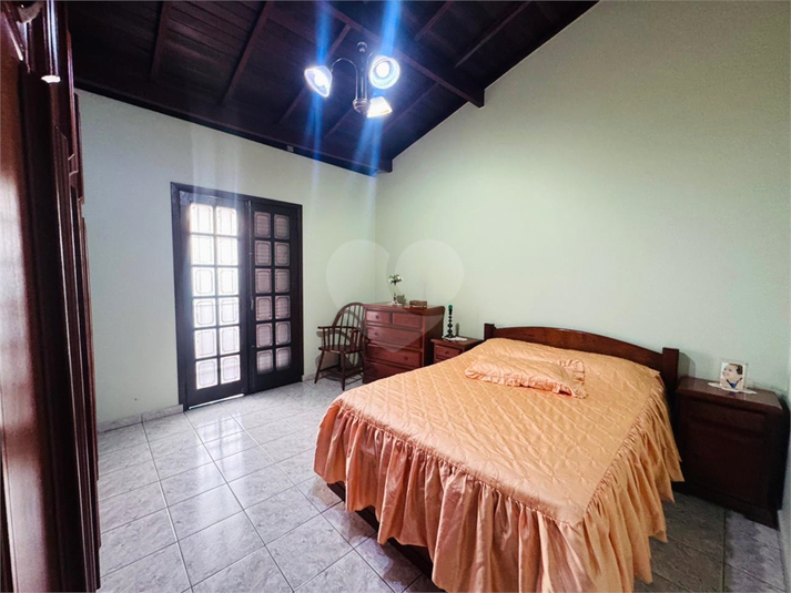 Foto REO1135361