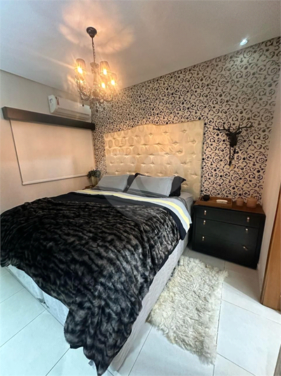 Foto REO1135367