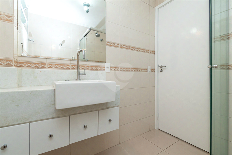 Foto REO1135369
