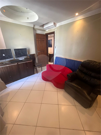 Foto REO1135371