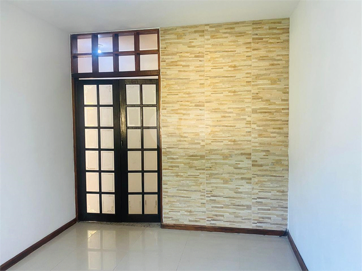 Foto REO1135401