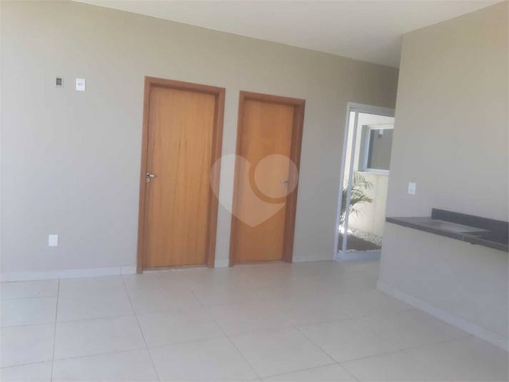 Foto REO1135426
