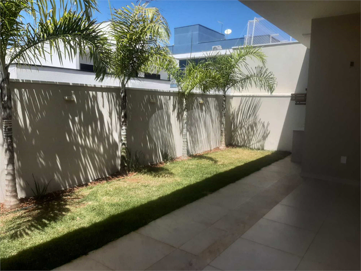 Foto REO1135426