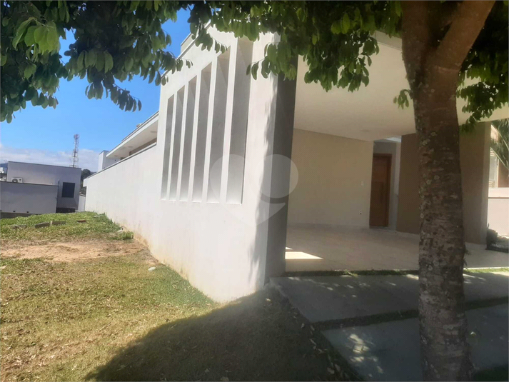 Foto REO1135426