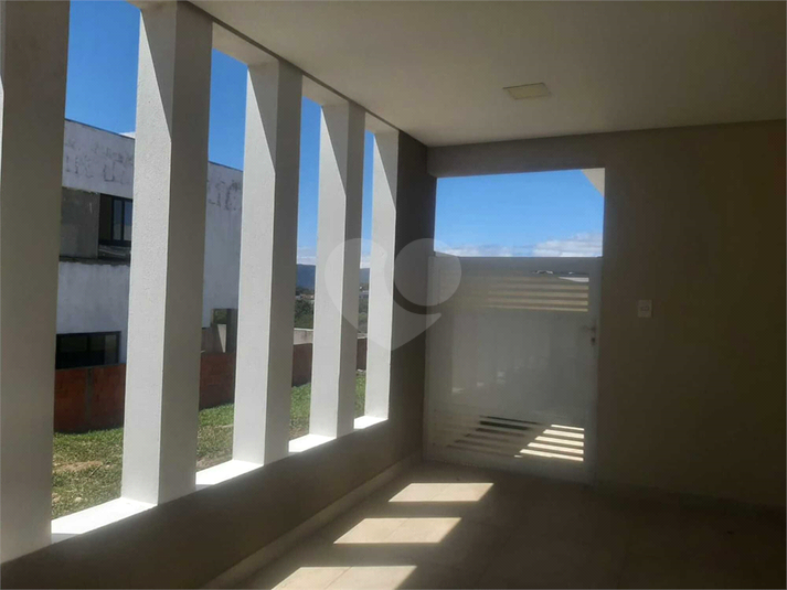 Foto REO1135426