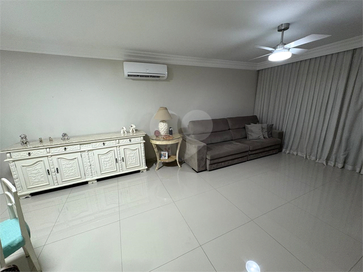 Foto REO1135434