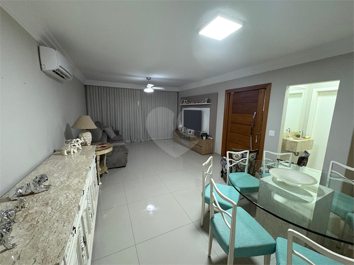 Foto REO1135434